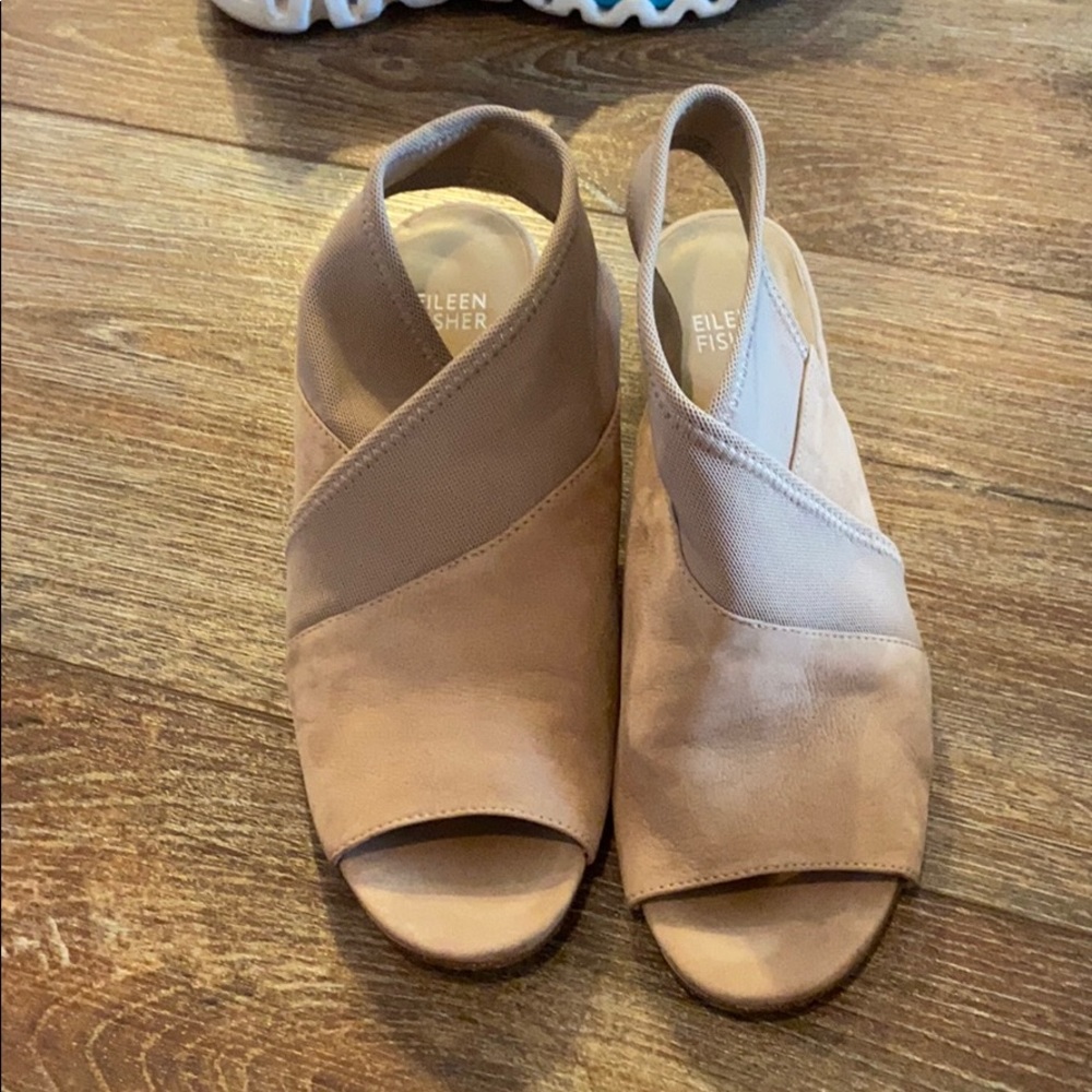 Eileen Fisher nude heels
